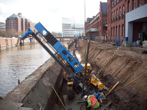 Uferwand Südlicher Zollkanal, Hamburg